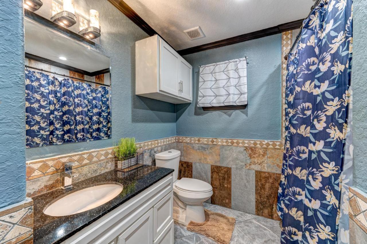 Private Hot Tub3Bd2Ba 2 Miles To Sa River Walk San Antonio Exterior photo