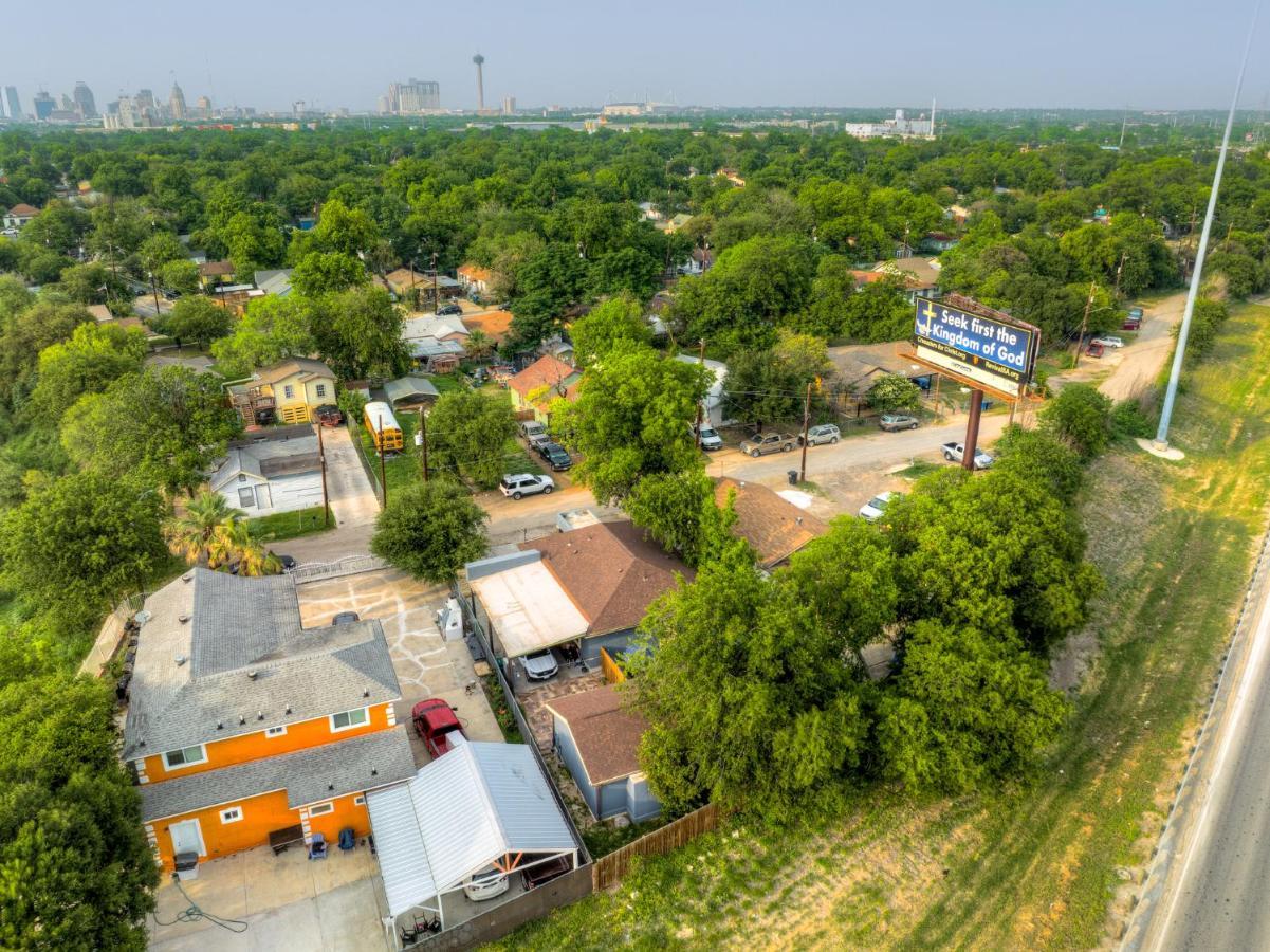 Private Hot Tub3Bd2Ba 2 Miles To Sa River Walk San Antonio Exterior photo