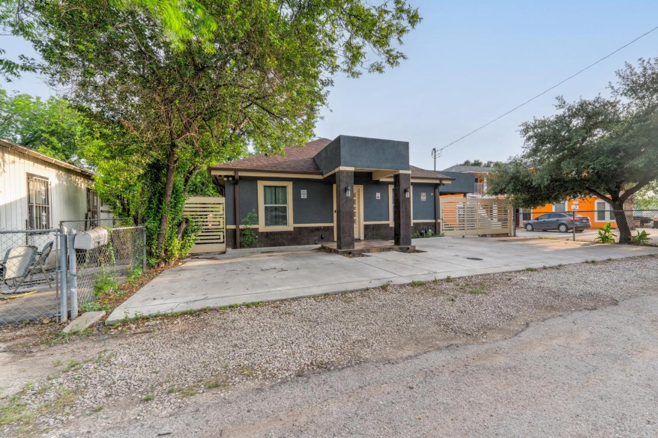 Private Hot Tub3Bd2Ba 2 Miles To Sa River Walk San Antonio Exterior photo