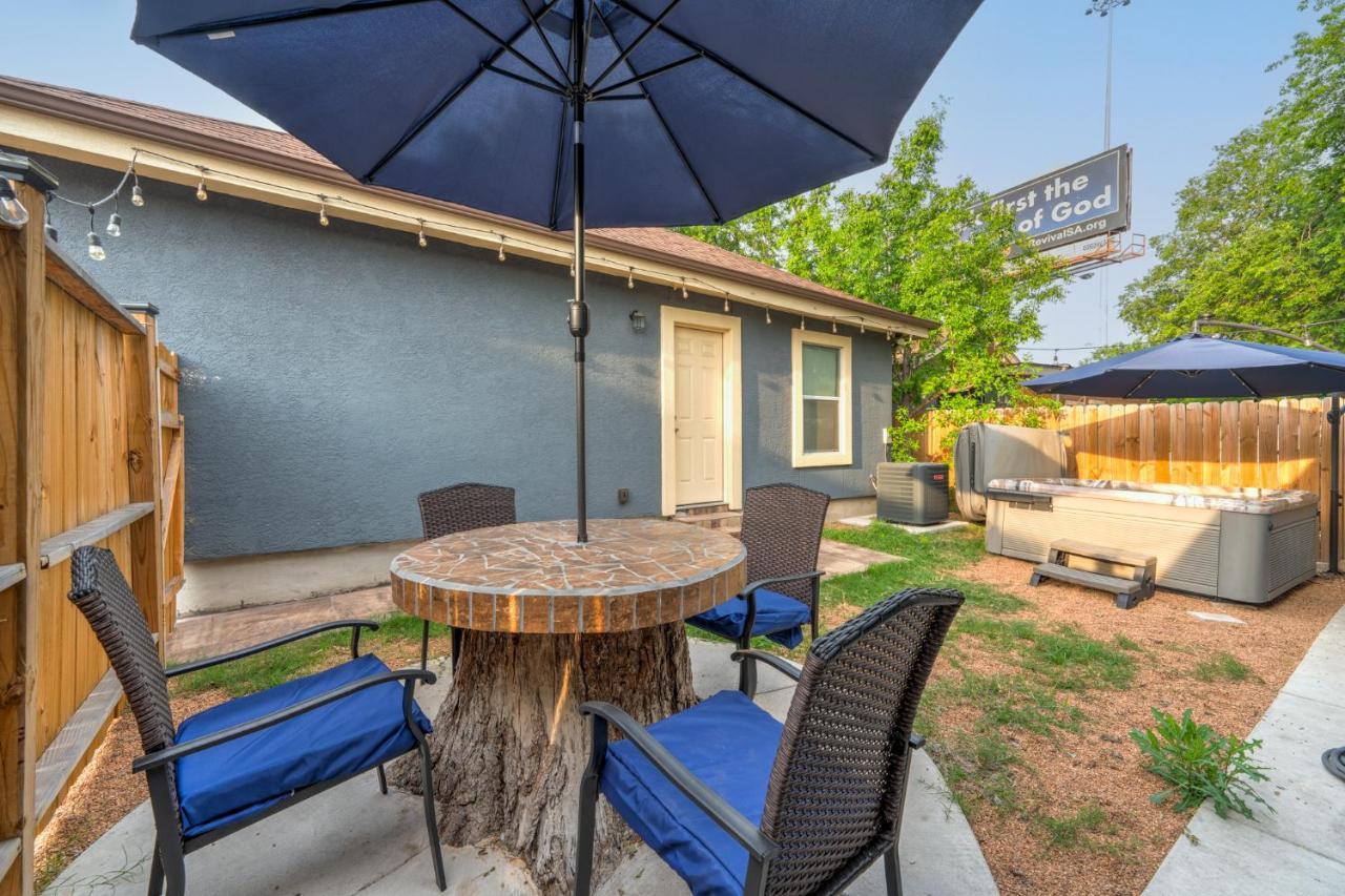 Private Hot Tub3Bd2Ba 2 Miles To Sa River Walk San Antonio Exterior photo
